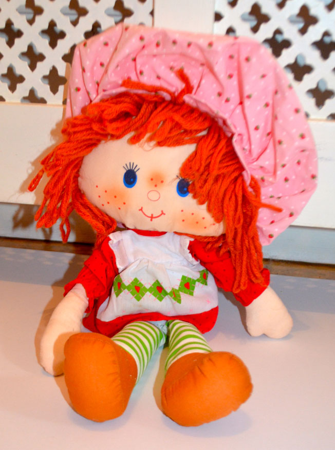 vintage toys strawberry shortcake ragdoll